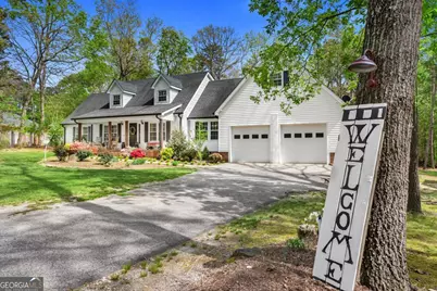 371 Spencer Lane, Hartwell, GA 30643 - Photo 2