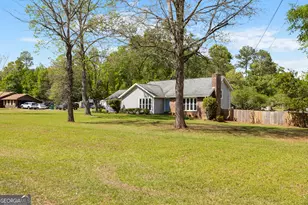 105 Surrey Pl, Perry, GA 31069 - Photo 2