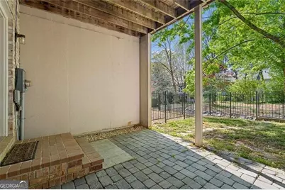 1327 Peachtree View NE, Brookhaven, GA 30319 - Photo 36