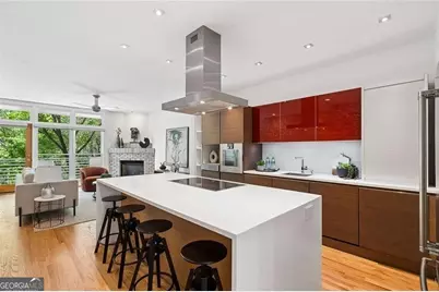 1327 Peachtree View NE, Brookhaven, GA 30319 - Photo 12