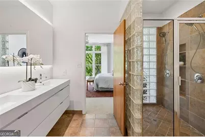 1327 Peachtree View NE, Brookhaven, GA 30319 - Photo 24