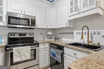 795 Hammond Drive #2201, Atlanta, GA 30328 - Photo 8