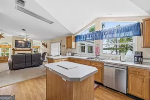 1052 Crooked Creek Rd, Eatonton, GA 31024 - Photo 18