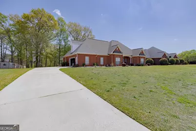 214 Knob Hill Drive, Warner Robins, GA 31088 - Photo 6