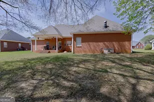 214 Knob Hill Dr, Warner Robins, GA 31088 - Photo 10