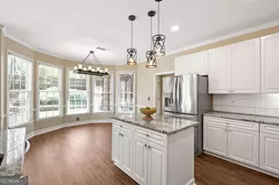 555 Rose Border Dr, Roswell, GA 30075 - Photo 16