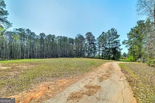 2752 Arthur K Bolton Pkwy, Griffin, GA 30223 - Photo 14