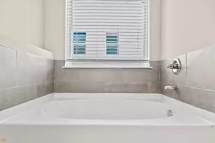 755 Lakehaven Ln, Loganville, GA 30052 - Photo 28