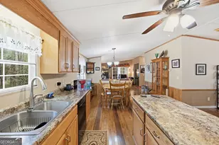 2533 McFarlin Bridge Rd, Carnesville, GA 30521 - Photo 10