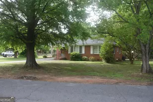 135 Briardale Ave, Warner Robins, GA 31093 - Photo 2