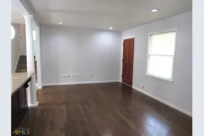 8337 Holly Drive, Jonesboro, GA 30238 - Photo 6