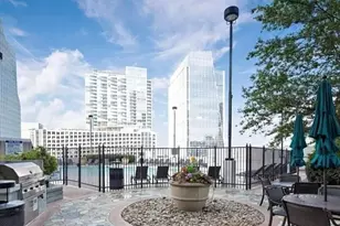 3324 Peachtree Rd NE, Atlanta, GA 30326 - Photo 28