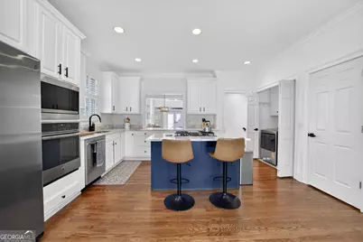 1015 Heatherbrook Lane NE, Atlanta, GA 30324 - Photo 10