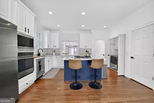 1015 Heatherbrook Ln NE, Atlanta, GA 30324 - Photo 10