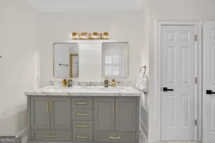 1015 Heatherbrook Ln NE, Atlanta, GA 30324 - Photo 20