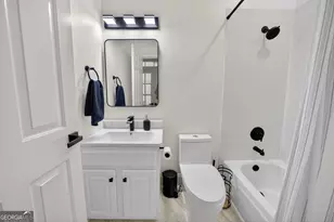 1015 Heatherbrook Ln NE, Atlanta, GA 30324 - Photo 14