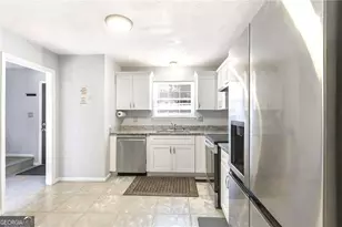 6103 Cobblestone Ct, Douglasville, GA 30134 - Photo 4