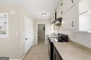 5179 Laurel Cir, Morrow, GA 30260 - Photo 14