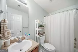 1201 Pendley Point, Hampton, GA 30228 - Photo 18