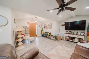 1119 Lower Hartley Bridge Rd, Byron, GA 31008 - Photo 8