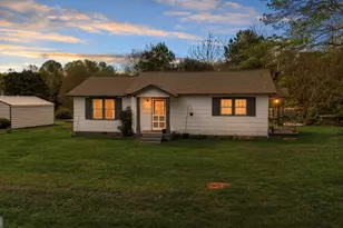 272 Old Bowdon Rd, Carrollton, GA 30117 - Photo 2