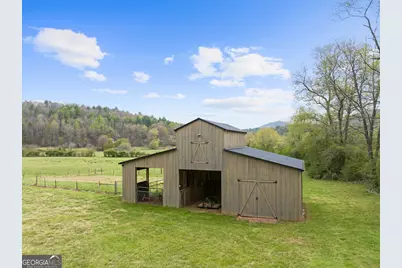 95 Hickory Avenue, Blue Ridge, GA 30513 - Photo 2