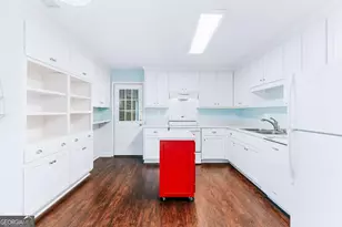 329 Gordon Cir, Winterville, GA 30683 - Photo 14