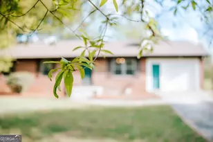 329 Gordon Cir, Winterville, GA 30683 - Photo 4