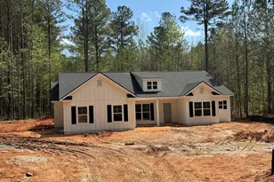 704 Nixon Rd, Senoia, GA 30276 - Photo 1