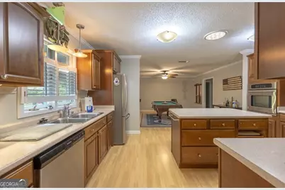 210 Wildwood Drive, Statesboro, GA 30458 - Photo 6