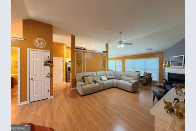 1585 Glen Rose Court, Lawrenceville, GA 30043 - Photo 4