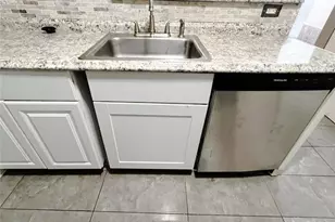 6379 Wedgeview Ct, Tucker, GA 30084 - Photo 8