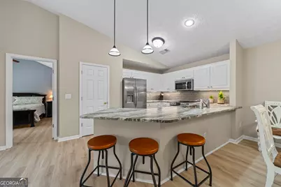 1001 Holly Drive, Gainesville, GA 30501 - Photo 8