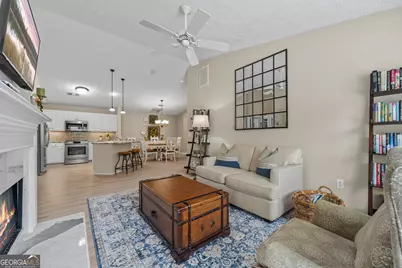 1001 Holly Drive, Gainesville, GA 30501 - Photo 18