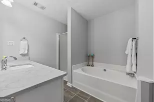 1001 Holly Dr, Gainesville, GA 30501 - Photo 24