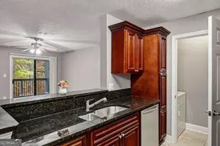 6208 Santa Fe Pkwy, Sandy Springs, GA 30350 - Photo 8