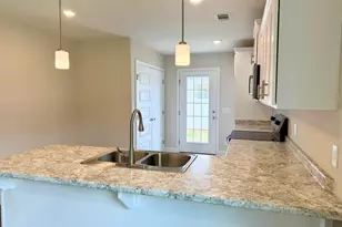 4 Roundtree St, Statesboro, GA 30458 - Photo 4