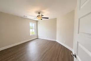 4 Roundtree St, Statesboro, GA 30458 - Photo 8