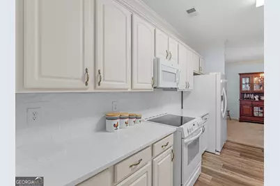 319 Lewisburg Drive, McDonough, GA 30253 - Photo 8