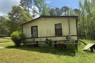 1050 Gray Horse Rd, Greensboro, GA 30642 - Photo 1