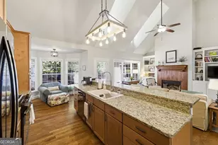 207 Springwood Dr, Clarkesville, GA 30523 - Photo 14