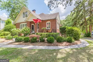 1878 A Cambridge Ave, College Park, GA 30337 - Photo 1