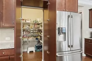 625 Camden Park Pl, Alpharetta, GA 30004 - Photo 10