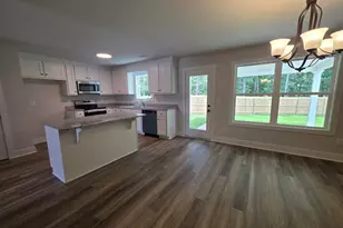 957 Widener Memorial Dr, Winder, GA 30680 - Photo 6