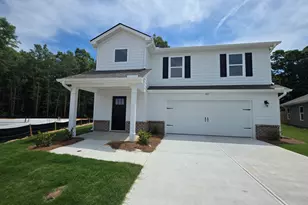 957 Widener Memorial Dr, Winder, GA 30680 - Photo 2