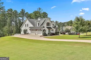 170 Belle Maison Dr, Newnan, GA 30265 - Photo 2