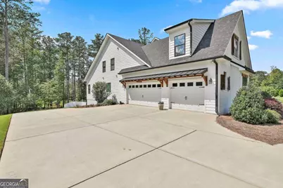170 Belle Maison Drive, Newnan, GA 30265 - Photo 8