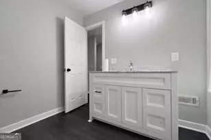 5356 Biffle Rd, Stone Mountain, GA 30088 - Photo 16