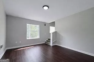 5356 Biffle Rd, Stone Mountain, GA 30088 - Photo 14