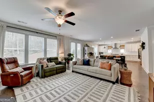 8125 Long Slope Dr, Gainesville, GA 30506 - Photo 14